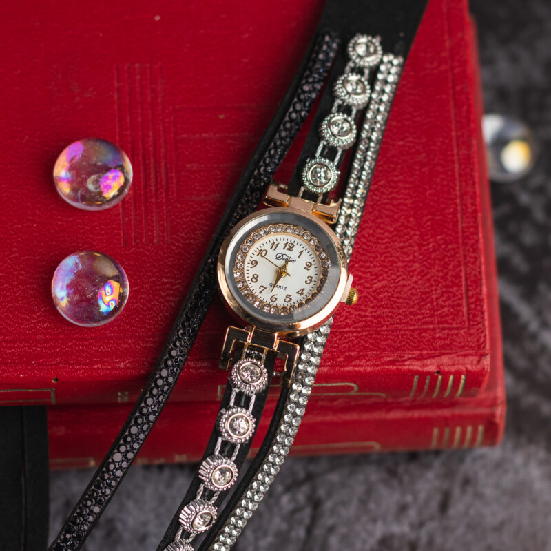 Reloj Pulsera Negra con Piedras